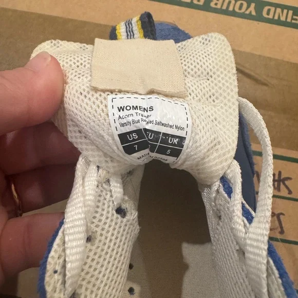 SeaVee Acorn shoes - like new! - Picture 5 of 7